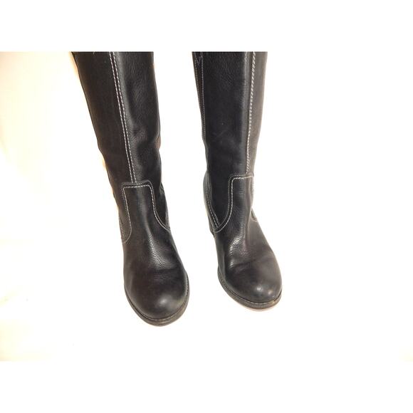 TIMBERLAND Black Leather Boots Size 8.5 Pull On WaterProof - Picture 1 of 9